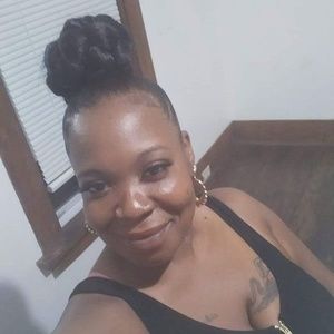 Meet your Posher, Talisha